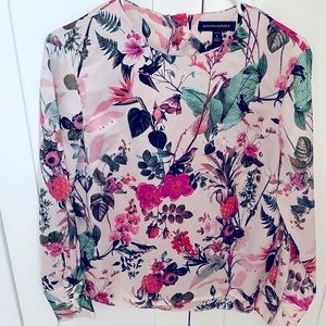 Small banana republic blouse